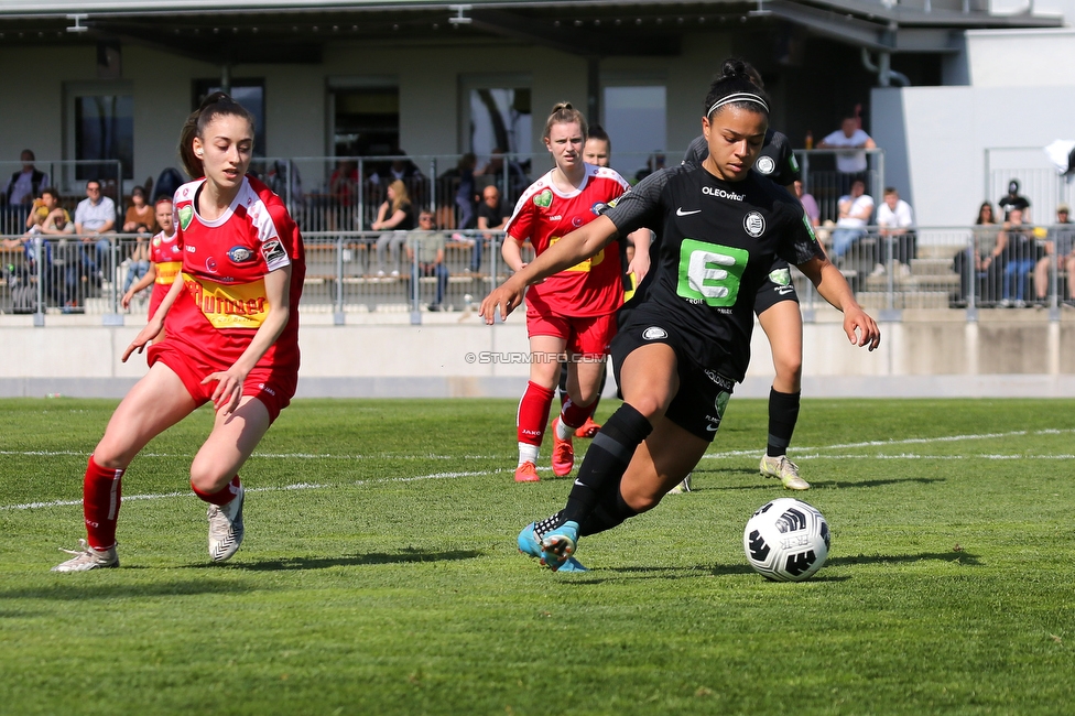 Sturm Damen - Bergheim
OEFB Frauen Bundesliga, 15. Runde, SK Sturm Graz Damen - FC Bergheim, Trainingszentrum Messendorf, Graz, 30.04.2022. 

Foto zeigt Marie-Yasmine Alidou (Sturm Damen)
