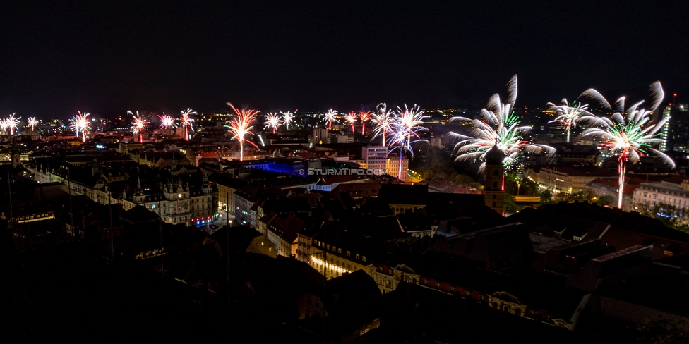 113 Jahre Sturm
113 Jahre SK Sturm Graz, Graz, 01.05.2022.Foto zeigt ein Feuerwerk
Schlüsselwörter: pyrotechnik