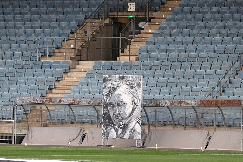 Gedenkfeier Ivica Osim
SK Sturm Graz Gedenkfeier Ivica Osim, Stadion Liebenau Graz, 04.05.2022.

Foto zeigt ein Bild von Ivica Osim (ehem. Trainer Sturm)
