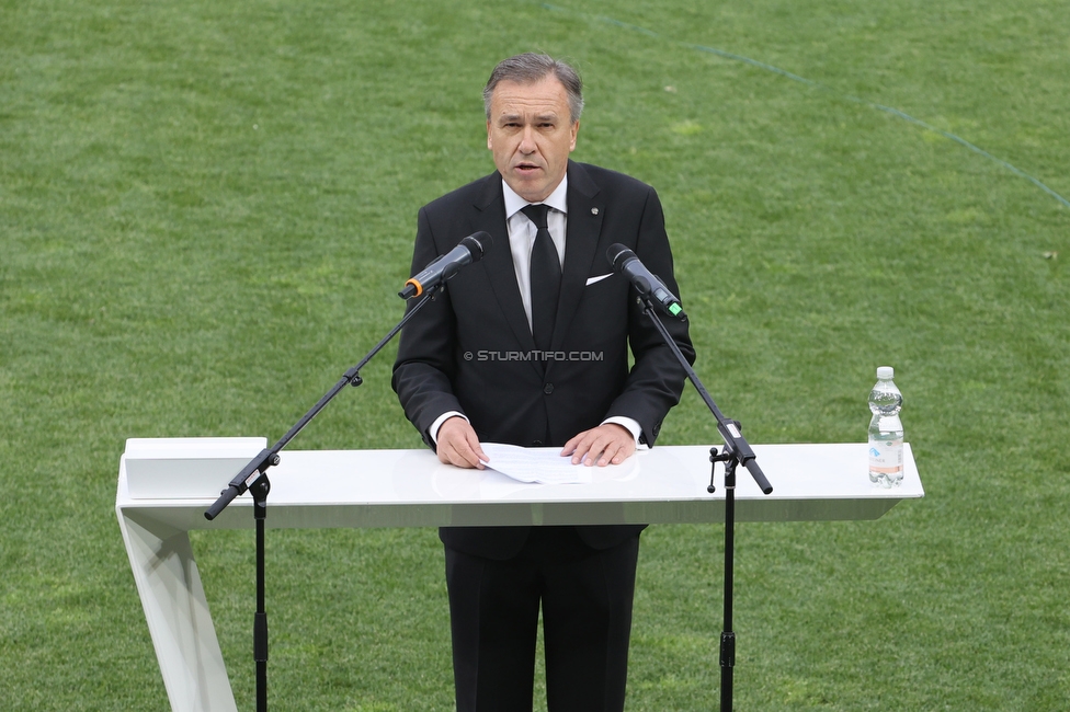 Gedenkfeier Ivica Osim
SK Sturm Graz Gedenkfeier Ivica Osim, Stadion Liebenau Graz, 04.05.2022.

Foto zeigt Christian Jauk (Praesident Sturm)
