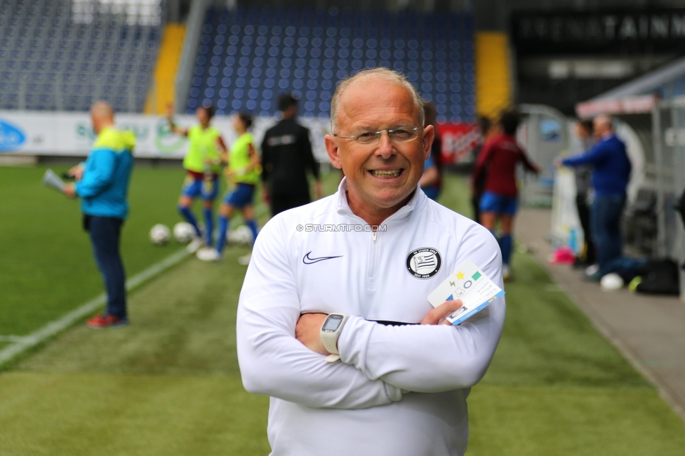 St. Poelten - Sturm Damen
OEFB Frauen Bundesliga, 16. Runde, SKN St. Poelten Frauen - SK Sturm Graz Damen, Arena St. Poelten, 07.05.2022. 

Foto zeigt Christian Roehrling (Konditionstrainer Sturm Damen)
