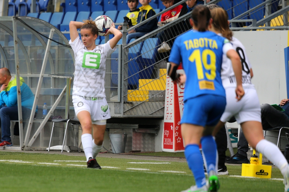 St. Poelten - Sturm Damen
OEFB Frauen Bundesliga, 16. Runde, SKN St. Poelten Frauen - SK Sturm Graz Damen, Arena St. Poelten, 07.05.2022. 

Foto zeigt Leonie Christin Tragl (Sturm Damen)
