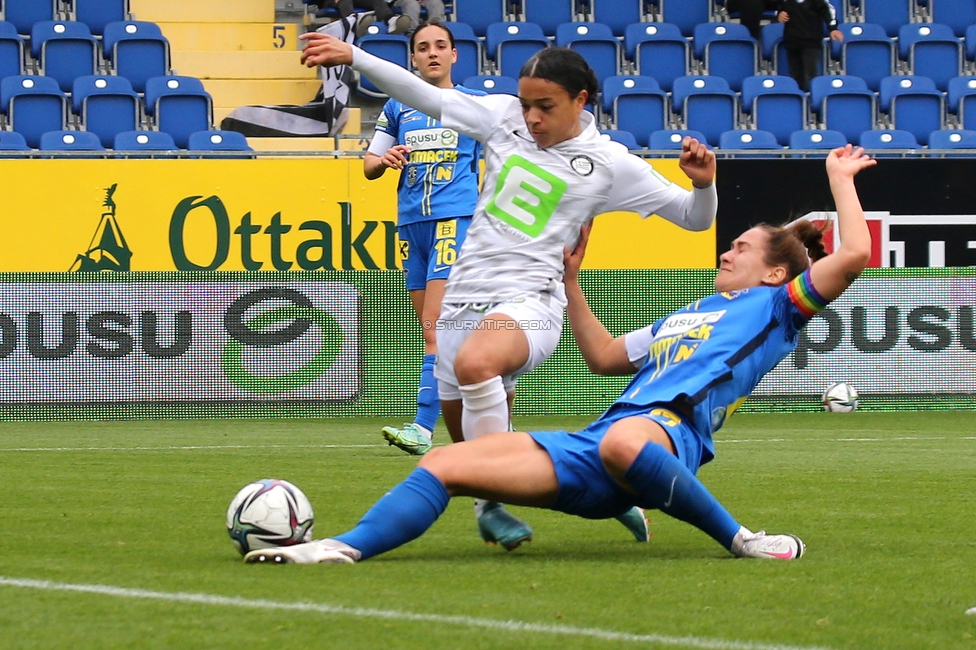 St. Poelten - Sturm Damen
OEFB Frauen Bundesliga, 16. Runde, SKN St. Poelten Frauen - SK Sturm Graz Damen, Arena St. Poelten, 07.05.2022. 

Foto zeigt Marie-Yasmine Alidou (Sturm Damen)
