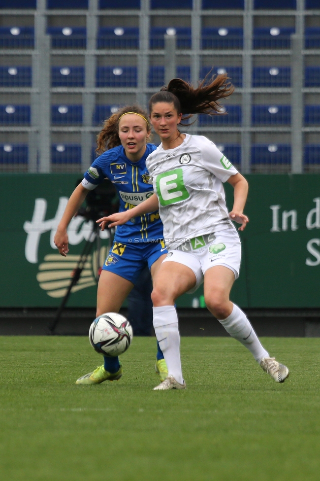 St. Poelten - Sturm Damen
OEFB Frauen Bundesliga, 16. Runde, SKN St. Poelten Frauen - SK Sturm Graz Damen, Arena St. Poelten, 07.05.2022. 

Foto zeigt Anna Malle (Sturm Damen)
