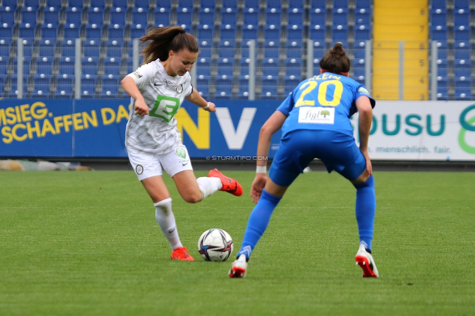 St. Poelten - Sturm Damen
OEFB Frauen Bundesliga, 16. Runde, SKN St. Poelten Frauen - SK Sturm Graz Damen, Arena St. Poelten, 07.05.2022. 

Foto zeigt Annabel Schasching (Sturm Damen)
