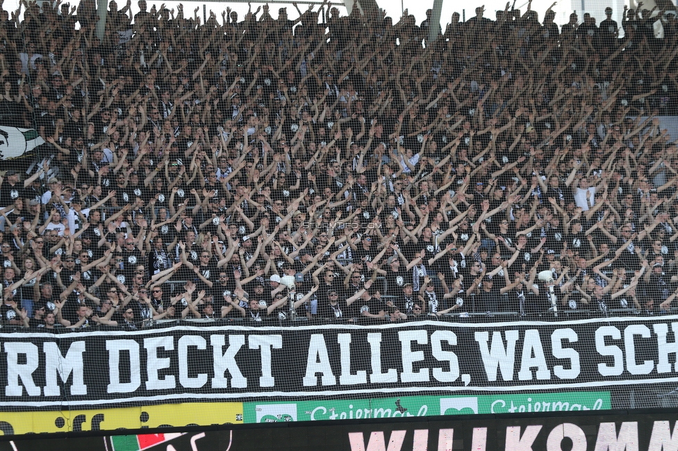 Sturm Graz - Wolfsberg
Oesterreichische Fussball Bundesliga, 31. Runde, SK Sturm Graz - Wolfsberger AC, Stadion Liebenau Graz, 15.05.2022. 

Foto zeigt Fans von Sturm
