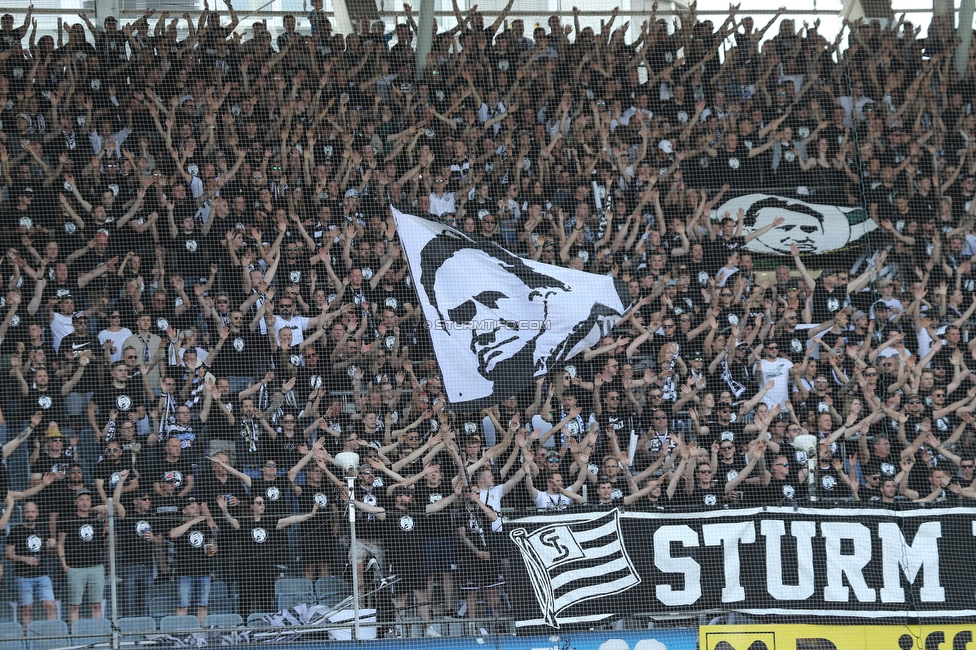 Sturm Graz - Wolfsberg
Oesterreichische Fussball Bundesliga, 31. Runde, SK Sturm Graz - Wolfsberger AC, Stadion Liebenau Graz, 15.05.2022. 

Foto zeigt Fans von Sturm
