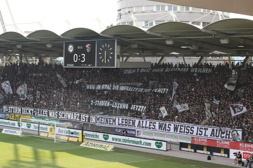 Sturm Graz - Wolfsberg
Oesterreichische Fussball Bundesliga, 31. Runde, SK Sturm Graz - Wolfsberger AC, Stadion Liebenau Graz, 15.05.2022. 

Foto zeigt Fans von Sturm mit einem Spruchband
Schlüsselwörter: sturmstadion