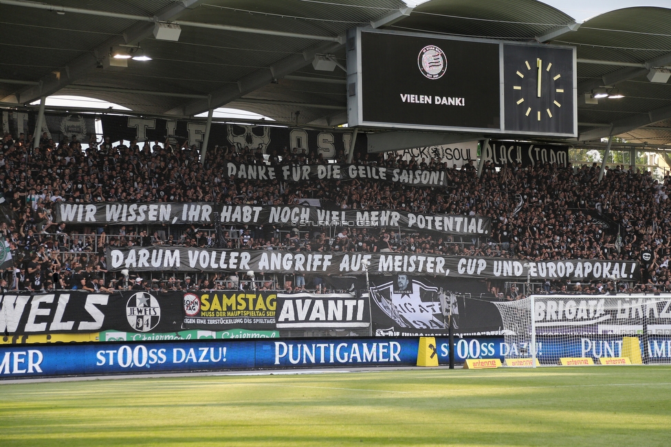 Sturm Graz - Wolfsberg
Oesterreichische Fussball Bundesliga, 31. Runde, SK Sturm Graz - Wolfsberger AC, Stadion Liebenau Graz, 15.05.2022. 

Foto zeigt Fans von Sturm mit einem Spruchband
Schlüsselwörter: saison