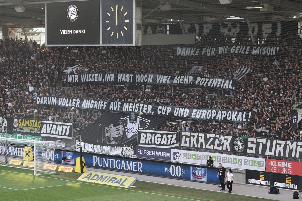 Sturm Graz - Wolfsberg
Oesterreichische Fussball Bundesliga, 31. Runde, SK Sturm Graz - Wolfsberger AC, Stadion Liebenau Graz, 15.05.2022. 

Foto zeigt Fans von Sturm mit einem Spruchband
Schlüsselwörter: saison