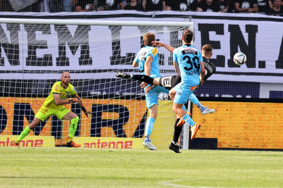 Sturm Graz - Wolfsberg
Oesterreichische Fussball Bundesliga, 31. Runde, SK Sturm Graz - Wolfsberger AC, Stadion Liebenau Graz, 15.05.2022. 

Foto zeigt Matthaeus Taferner (Wolfsberg) und Jakob Jantscher (Sturm)
