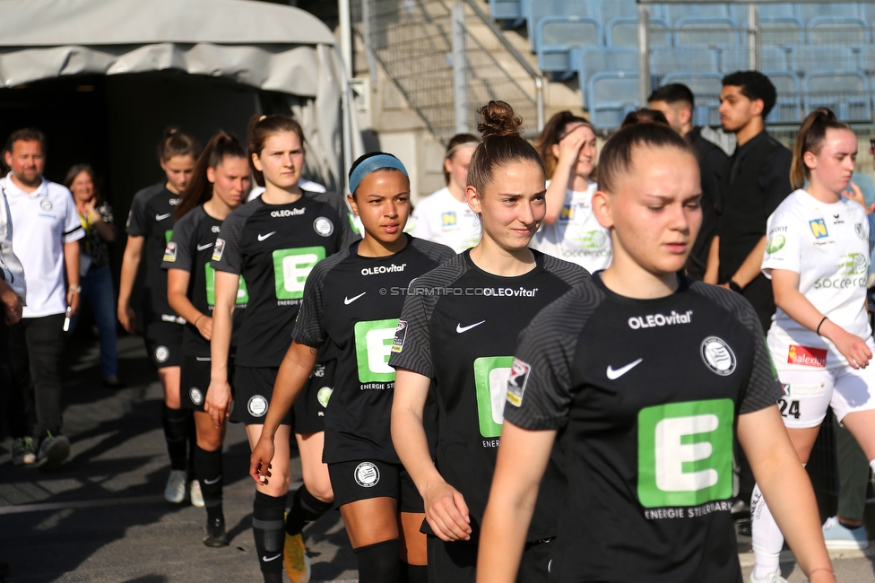 Sturm Damen - Neulengbach
OEFB Frauen Bundesliga, 17. Runde, SK Sturm Graz Damen - USV Neulengbach, Stadion Liebenau Graz, 20.05.2022. 

Foto zeigt die Mannschaft der Sturm Damen
