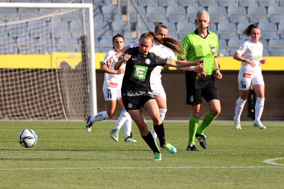 Sturm Damen - Neulengbach
OEFB Frauen Bundesliga, 17. Runde, SK Sturm Graz Damen - USV Neulengbach, Stadion Liebenau Graz, 20.05.2022. 

Foto zeigt Julia Keutz (Sturm Damen)
