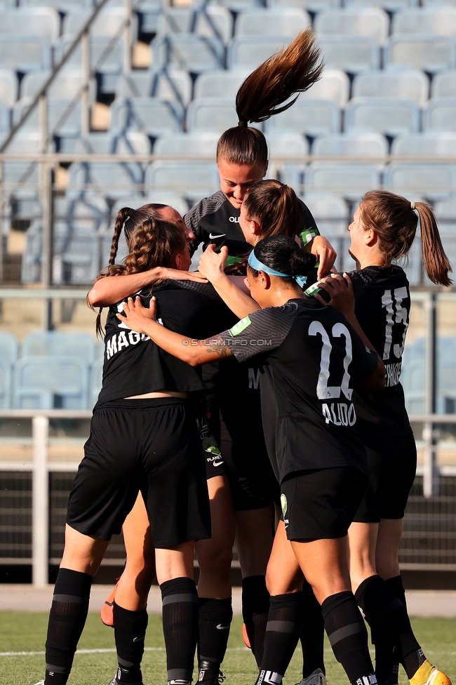 Sturm Damen - Neulengbach
OEFB Frauen Bundesliga, 17. Runde, SK Sturm Graz Damen - USV Neulengbach, Stadion Liebenau Graz, 20.05.2022. 

Foto zeigt Julia Magerl (Sturm Damen), Andrea Glibo (Sturm Damen), Anna Malle (Sturm Damen) und Marie-Yasmine Alidou (Sturm Damen)
Schlüsselwörter: torjubel