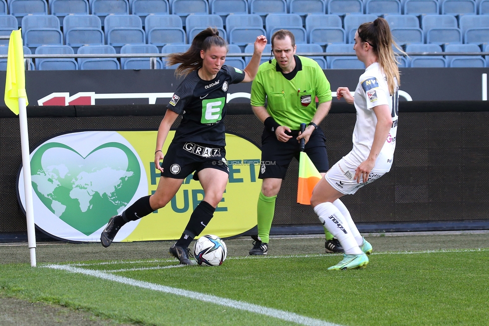 Sturm Damen - Neulengbach
OEFB Frauen Bundesliga, 17. Runde, SK Sturm Graz Damen - USV Neulengbach, Stadion Liebenau Graz, 20.05.2022. 

Foto zeigt Stefanie Grossgasteiger (Sturm Damen)
