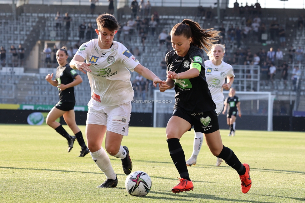 Sturm Damen - Neulengbach
OEFB Frauen Bundesliga, 17. Runde, SK Sturm Graz Damen - USV Neulengbach, Stadion Liebenau Graz, 20.05.2022. 

Foto zeigt Annabel Schasching (Sturm Damen)
