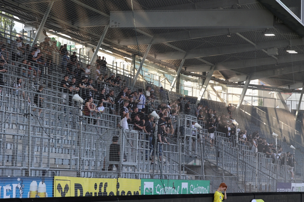 Sturm Damen - Neulengbach
OEFB Frauen Bundesliga, 17. Runde, SK Sturm Graz Damen - USV Neulengbach, Stadion Liebenau Graz, 20.05.2022. 

Foto zeigt Fans von Sturm
