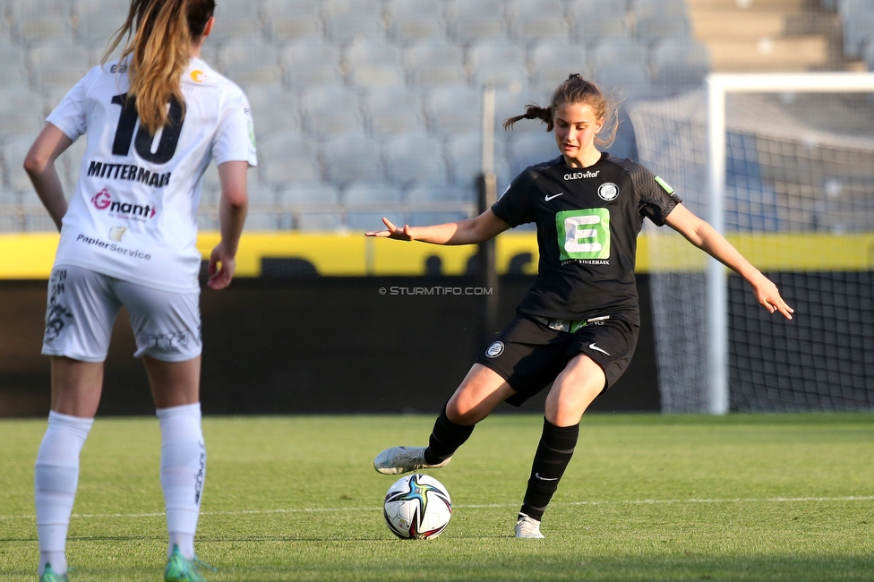 Sturm Damen - Neulengbach
OEFB Frauen Bundesliga, 17. Runde, SK Sturm Graz Damen - USV Neulengbach, Stadion Liebenau Graz, 20.05.2022. 

Foto zeigt Julia Magerl (Sturm Damen)
