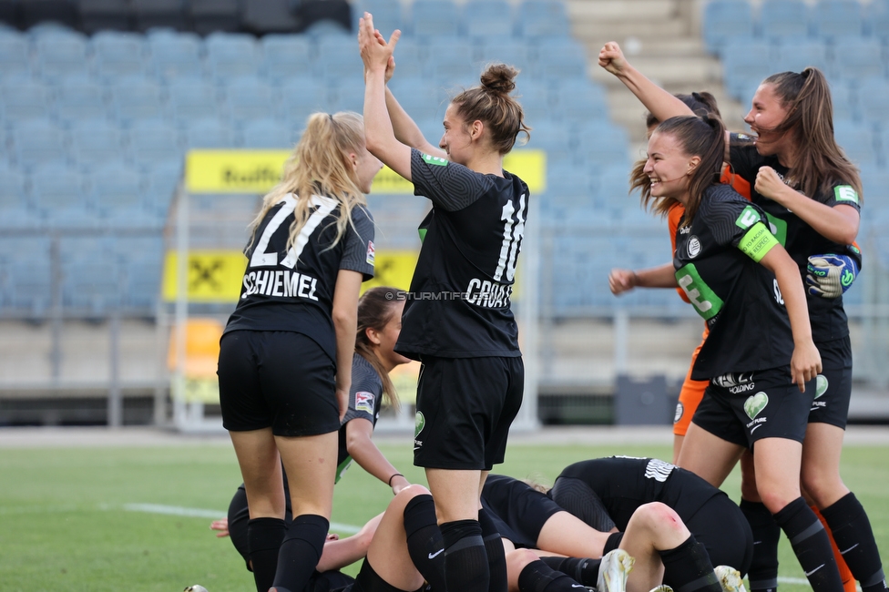 Sturm Damen - Neulengbach
OEFB Frauen Bundesliga, 17. Runde, SK Sturm Graz Damen - USV Neulengbach, Stadion Liebenau Graz, 20.05.2022. 

Foto zeigt Michela Croatto (Sturm Damen), Annabel Schasching (Sturm Damen) und Sophie Maierhofer (Sturm Damen)
Schlüsselwörter: torjubel