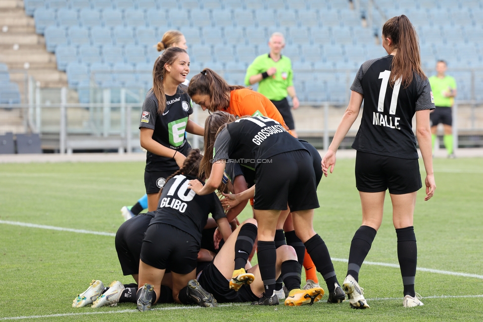 Sturm Damen - Neulengbach
OEFB Frauen Bundesliga, 17. Runde, SK Sturm Graz Damen - USV Neulengbach, Stadion Liebenau Graz, 20.05.2022. 

Foto zeigt Michela Croatto (Sturm Damen), Annabel Schasching (Sturm Damen) und Sophie Maierhofer (Sturm Damen)
Schlüsselwörter: torjubel