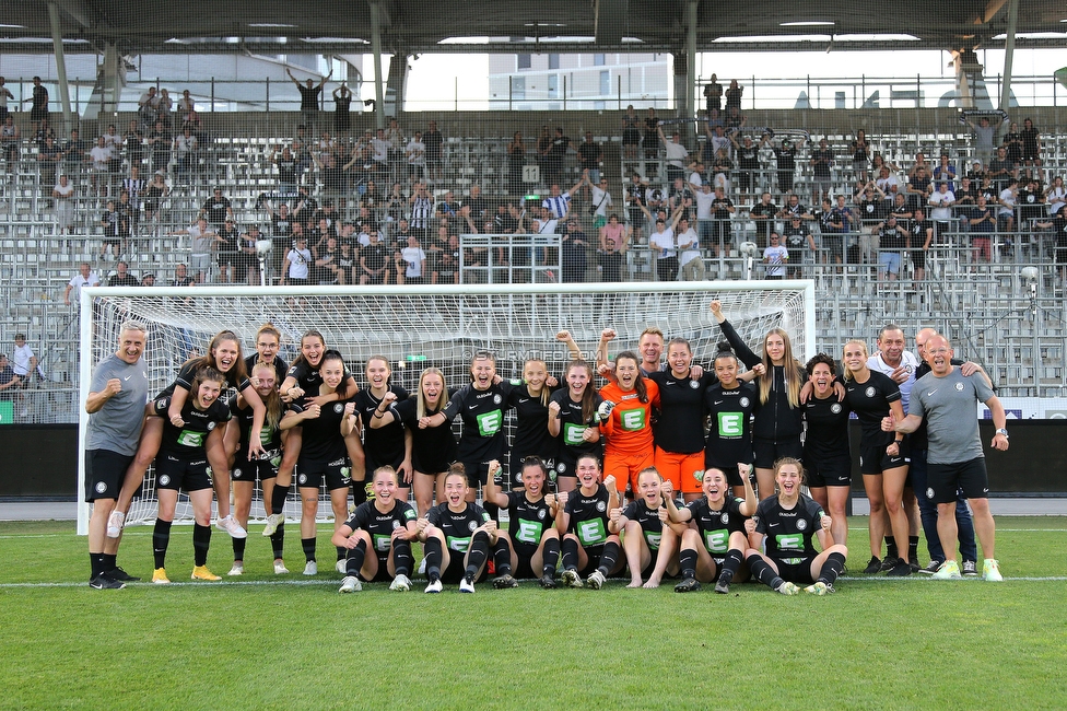 Sturm Damen - Neulengbach
OEFB Frauen Bundesliga, 17. Runde, SK Sturm Graz Damen - USV Neulengbach, Stadion Liebenau Graz, 20.05.2022. 

Foto zeigt die Mannschaft der Sturm Damen
