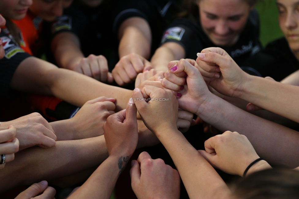 Sturm Damen - Neulengbach
OEFB Frauen Bundesliga, 17. Runde, SK Sturm Graz Damen - USV Neulengbach, Stadion Liebenau Graz, 20.05.2022. 

Foto zeigt die Mannschaft der Sturm Damen
