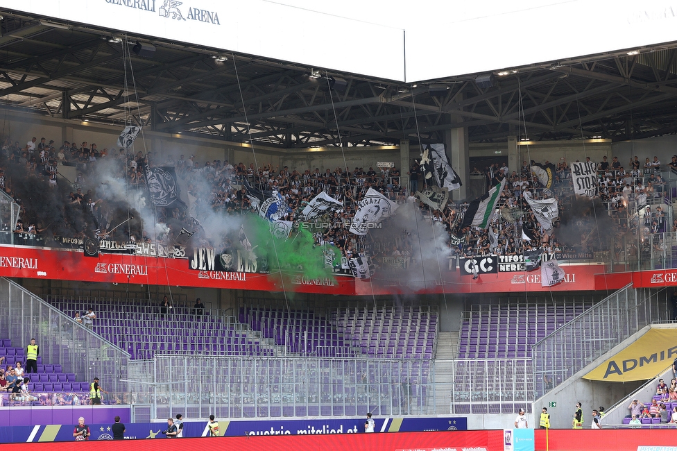 Austria Wien - Sturm Graz
Oesterreichische Fussball Bundesliga, 32 Runde, FK Austria Wien - SK Sturm Graz, Franz Horr Stadion Wien, 21.05.2022. 

Foto zeigt Fans von Sturm mit einer Choreografie
Schlüsselwörter: pyrotechnik