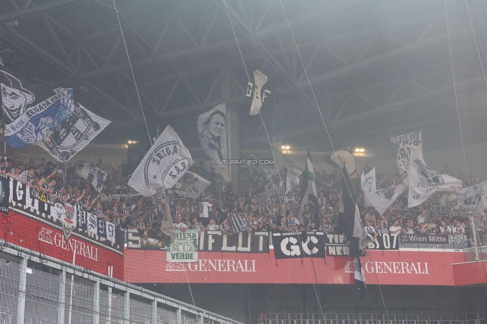 Austria Wien - Sturm Graz
Oesterreichische Fussball Bundesliga, 32 Runde, FK Austria Wien - SK Sturm Graz, Franz Horr Stadion Wien, 21.05.2022. 

Foto zeigt Fans von Sturm
