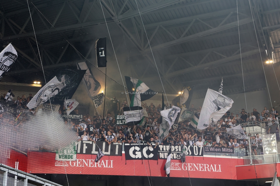 Austria Wien - Sturm Graz
Oesterreichische Fussball Bundesliga, 32 Runde, FK Austria Wien - SK Sturm Graz, Franz Horr Stadion Wien, 21.05.2022. 

Foto zeigt Fans von Sturm
