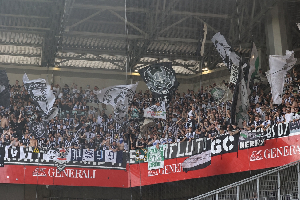 Austria Wien - Sturm Graz
Oesterreichische Fussball Bundesliga, 32 Runde, FK Austria Wien - SK Sturm Graz, Franz Horr Stadion Wien, 21.05.2022. 

Foto zeigt Fans von Sturm
