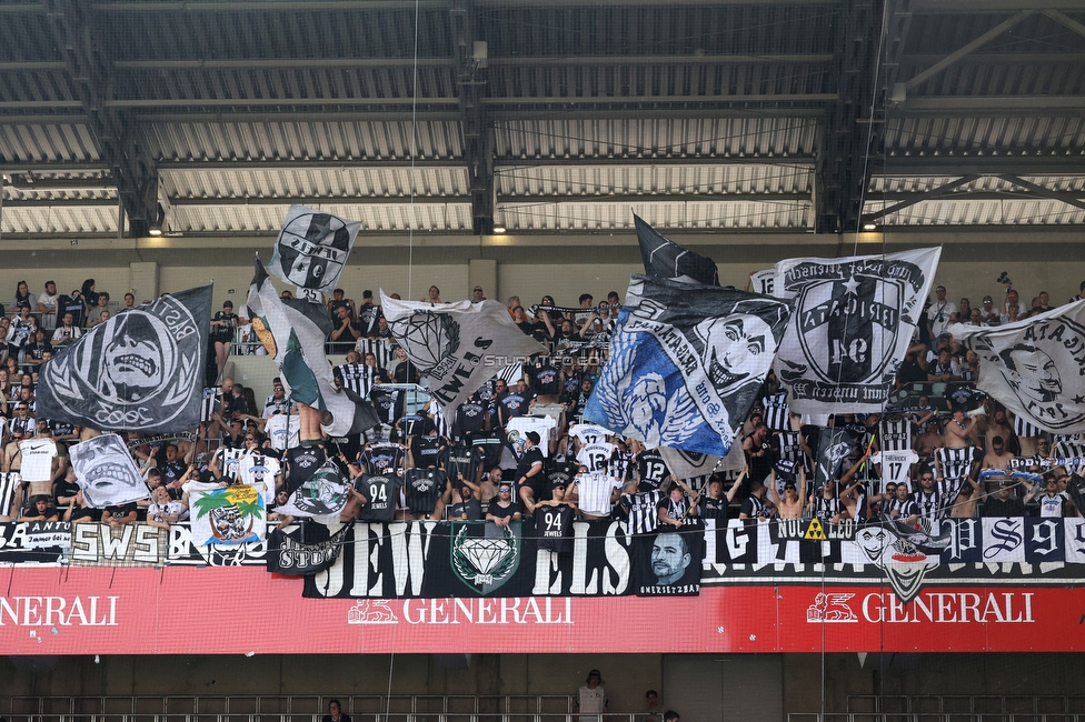 Austria Wien - Sturm Graz
Oesterreichische Fussball Bundesliga, 32 Runde, FK Austria Wien - SK Sturm Graz, Franz Horr Stadion Wien, 21.05.2022. 

Foto zeigt Fans von Sturm
