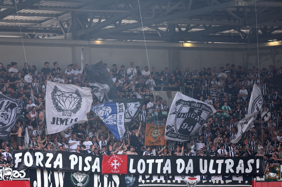 Austria Wien - Sturm Graz
Oesterreichische Fussball Bundesliga, 32 Runde, FK Austria Wien - SK Sturm Graz, Franz Horr Stadion Wien, 21.05.2022. 

Foto zeigt Fans von Sturm
