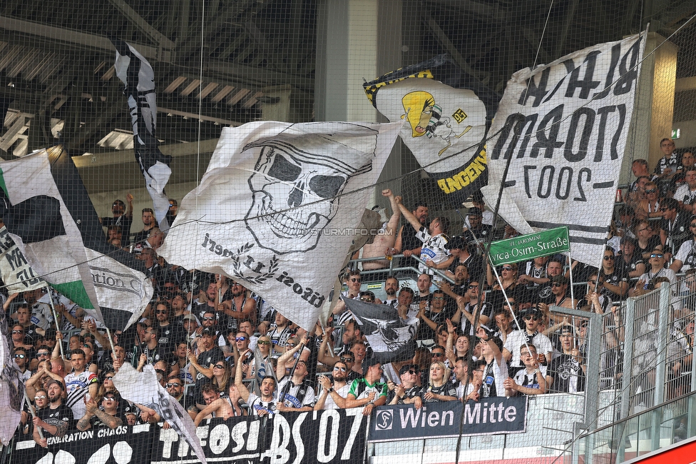 Austria Wien - Sturm Graz
Oesterreichische Fussball Bundesliga, 32 Runde, FK Austria Wien - SK Sturm Graz, Franz Horr Stadion Wien, 21.05.2022. 

Foto zeigt Fans von Sturm
