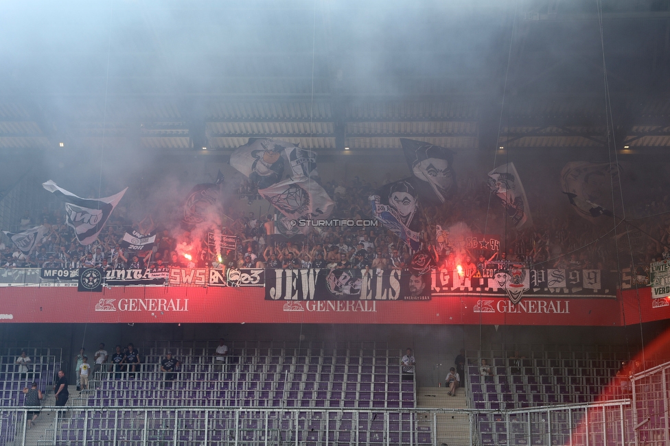 Austria Wien - Sturm Graz
Oesterreichische Fussball Bundesliga, 32 Runde, FK Austria Wien - SK Sturm Graz, Franz Horr Stadion Wien, 21.05.2022. 

Foto zeigt Fans von Sturm
