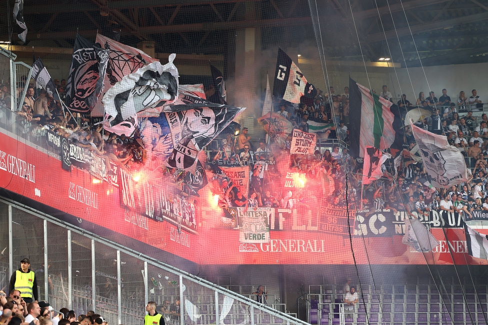 Austria Wien - Sturm Graz
Oesterreichische Fussball Bundesliga, 32 Runde, FK Austria Wien - SK Sturm Graz, Franz Horr Stadion Wien, 21.05.2022. 

Foto zeigt Fans von Sturm
