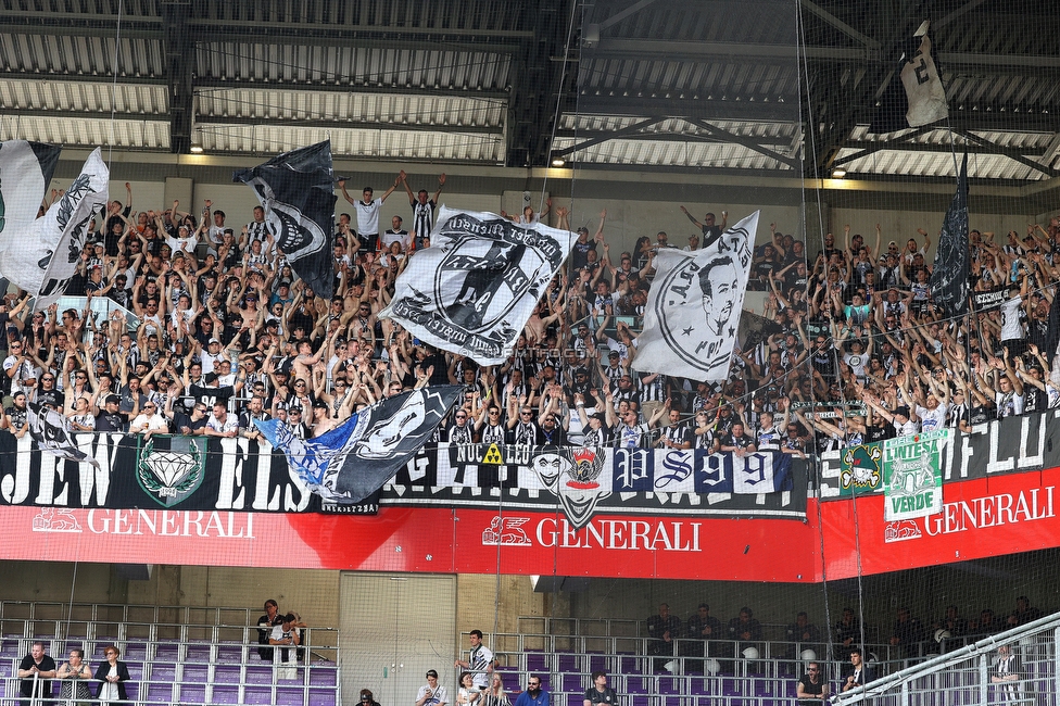 Austria Wien - Sturm Graz
Oesterreichische Fussball Bundesliga, 32 Runde, FK Austria Wien - SK Sturm Graz, Franz Horr Stadion Wien, 21.05.2022. 

Foto zeigt Fans von Sturm
