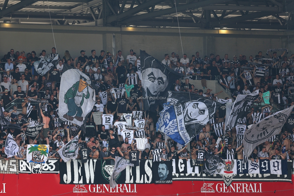 Austria Wien - Sturm Graz
Oesterreichische Fussball Bundesliga, 32 Runde, FK Austria Wien - SK Sturm Graz, Franz Horr Stadion Wien, 21.05.2022. 

Foto zeigt Fans von Sturm
