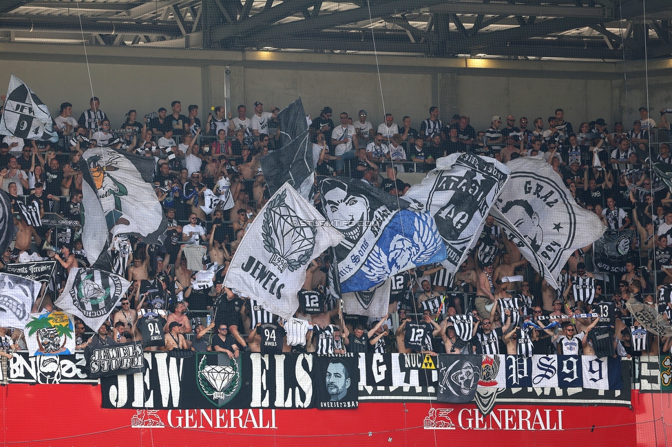 Austria Wien - Sturm Graz
Oesterreichische Fussball Bundesliga, 32 Runde, FK Austria Wien - SK Sturm Graz, Franz Horr Stadion Wien, 21.05.2022. 

Foto zeigt Fans von Sturm
