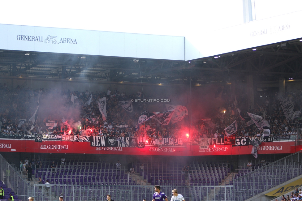 Austria Wien - Sturm Graz
Oesterreichische Fussball Bundesliga, 32 Runde, FK Austria Wien - SK Sturm Graz, Franz Horr Stadion Wien, 21.05.2022. 

Foto zeigt Fans von Sturm
