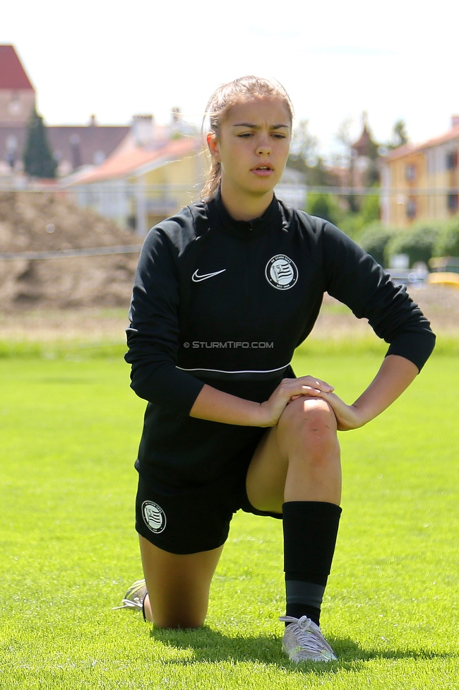 Horn - Sturm Damen
OEFB Frauen Cup, Halbfinale, SV Horn - SK Sturm Graz Damen, Trainingszentrum Horn Platz III, 26.05.2022. 

Foto zeigt Jasmin Reichmann (Sturm Damen)
