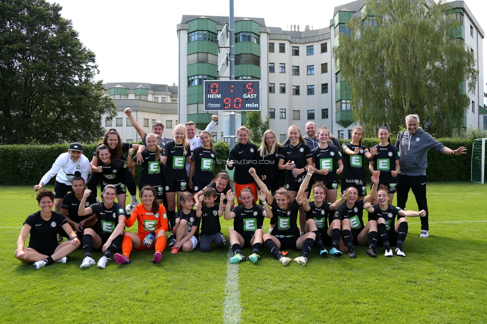 Horn - Sturm Damen
OEFB Frauen Cup, Halbfinale, SV Horn - SK Sturm Graz Damen, Trainingszentrum Horn Platz III, 26.05.2022. 

Foto zeigt die Mannschaft der Sturm Damen
Schlüsselwörter: jubel