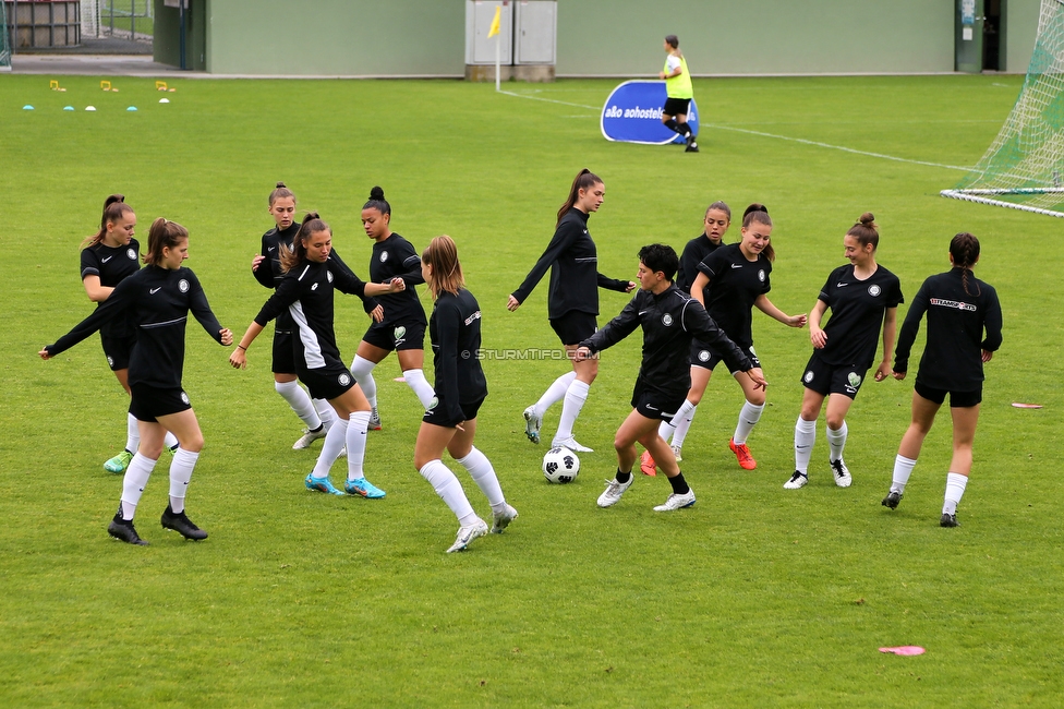 Sturm Damen - Suedburgenland
OEFB Frauen Bundesliga, 18. Runde, SK Sturm Graz Damen - FC Suedburgenland, STFV Arena Graz, 29.05.2022. 

Foto zeigt die Mannschaft der Sturm Damen
