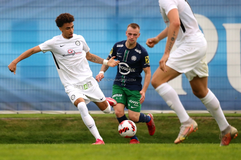 Sturm II - Hertha
Regionalliga Mitte, 33. Runde,  SK Sturm Graz II - WSC Hertha, Trainingszentrum Messendorf, 03.06.2022. 

Foto zeigt Noah Oke Eyawo (Sturm II)
