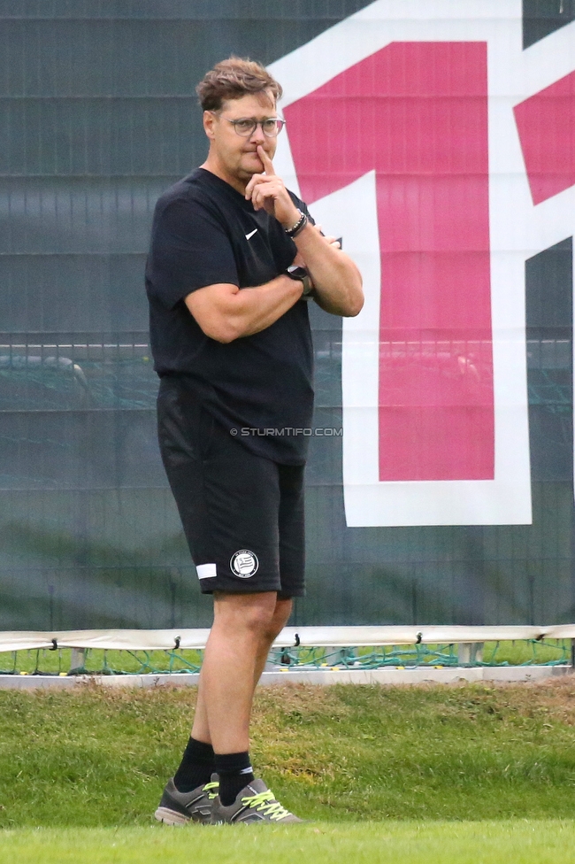 Sturm II - Hertha
Regionalliga Mitte, 33. Runde,  SK Sturm Graz II - WSC Hertha, Trainingszentrum Messendorf, 03.06.2022. 

Foto zeigt Thomas Hoesele (Cheftrainer Sturm II)
