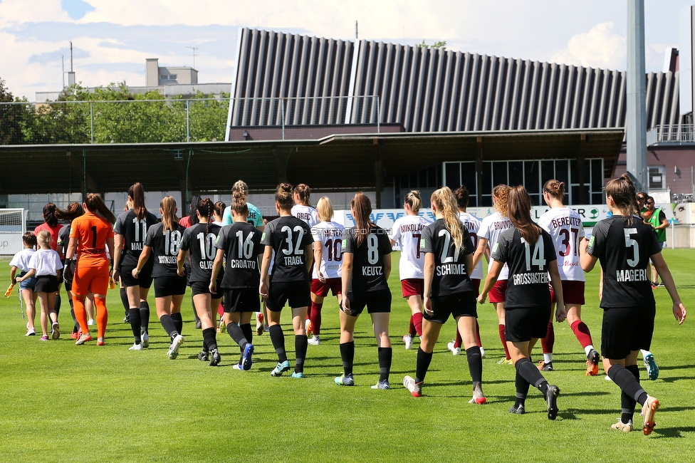 Sturm Damen - St. Poelten
OEFB Frauen Cup, Finale, SK Sturm Graz Damen - SKN St. Poelten Frauen, Stadion Amstetten, 04.06.2022. 

Foto zeigt die Mannschaft der Sturm Damen
