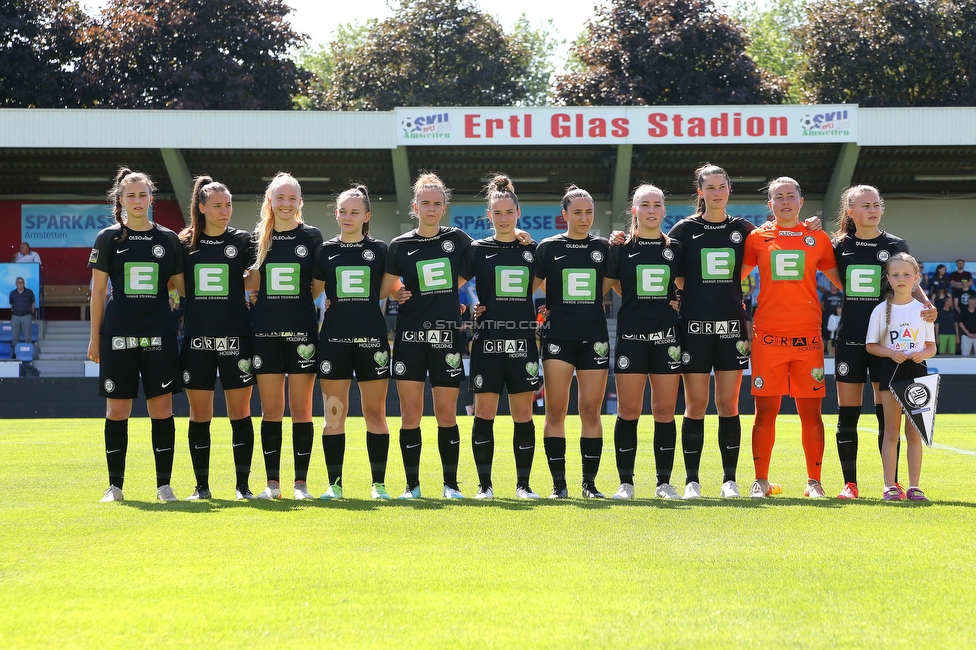 Sturm Damen - St. Poelten
OEFB Frauen Cup, Finale, SK Sturm Graz Damen - SKN St. Poelten Frauen, Stadion Amstetten, 04.06.2022. 

Foto zeigt die Mannschaft der Sturm Damen

