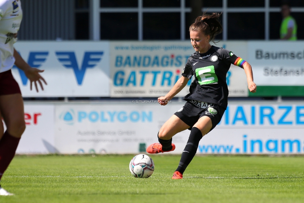 Sturm Damen - St. Poelten
OEFB Frauen Cup, Finale, SK Sturm Graz Damen - SKN St. Poelten Frauen, Stadion Amstetten, 04.06.2022. 

Foto zeigt Annabel Schasching (Sturm Damen)
