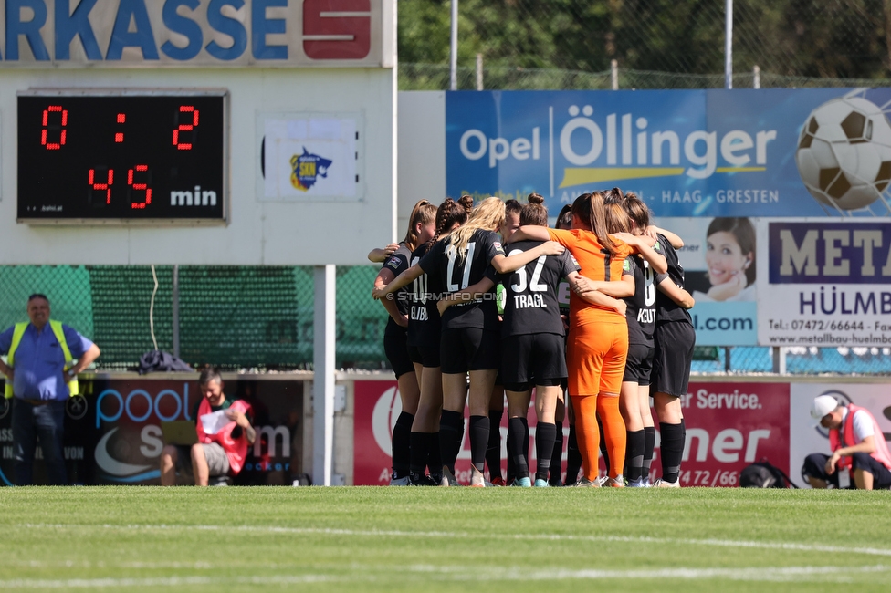 Sturm Damen - St. Poelten
OEFB Frauen Cup, Finale, SK Sturm Graz Damen - SKN St. Poelten Frauen, Stadion Amstetten, 04.06.2022. 

Foto zeigt die Mannschaft der Sturm Damen
