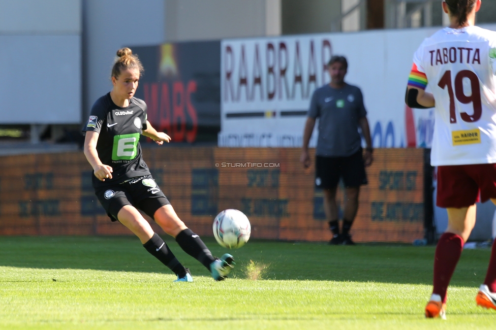 Sturm Damen - St. Poelten
OEFB Frauen Cup, Finale, SK Sturm Graz Damen - SKN St. Poelten Frauen, Stadion Amstetten, 04.06.2022. 

Foto zeigt Leonie Christin Tragl (Sturm Damen)
