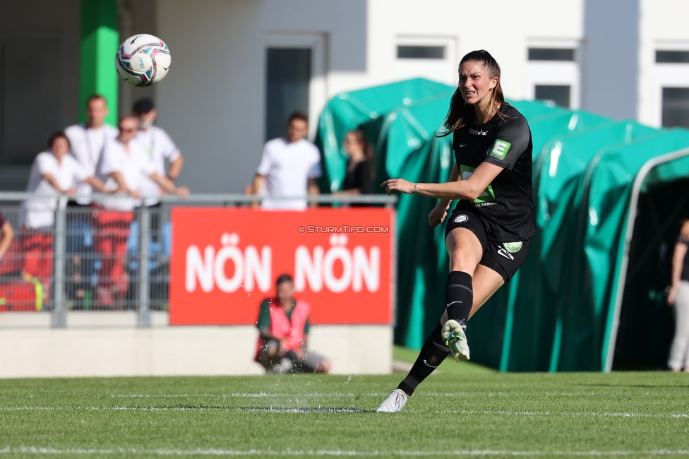 Sturm Damen - St. Poelten
OEFB Frauen Cup, Finale, SK Sturm Graz Damen - SKN St. Poelten Frauen, Stadion Amstetten, 04.06.2022. 

Foto zeigt Anna Malle (Sturm Damen)
